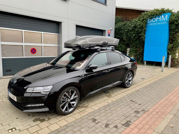 Náhled produktu - Střešní box Thule Vector L Titan Matte