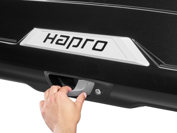 Náhled produktu - Střešní box Hapro Trivor 440 Brilliant Black