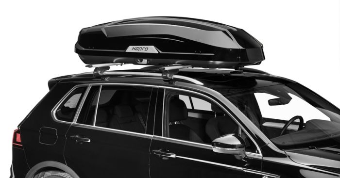 Náhled produktu - Střešní box Hapro Trivor 440 Brilliant Black