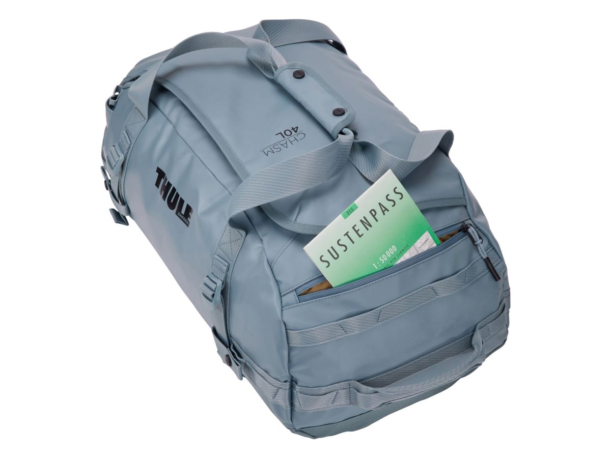 Náhled produktu - Thule Chasm sportovní taška 40 l TDSD302 - Pond Gray